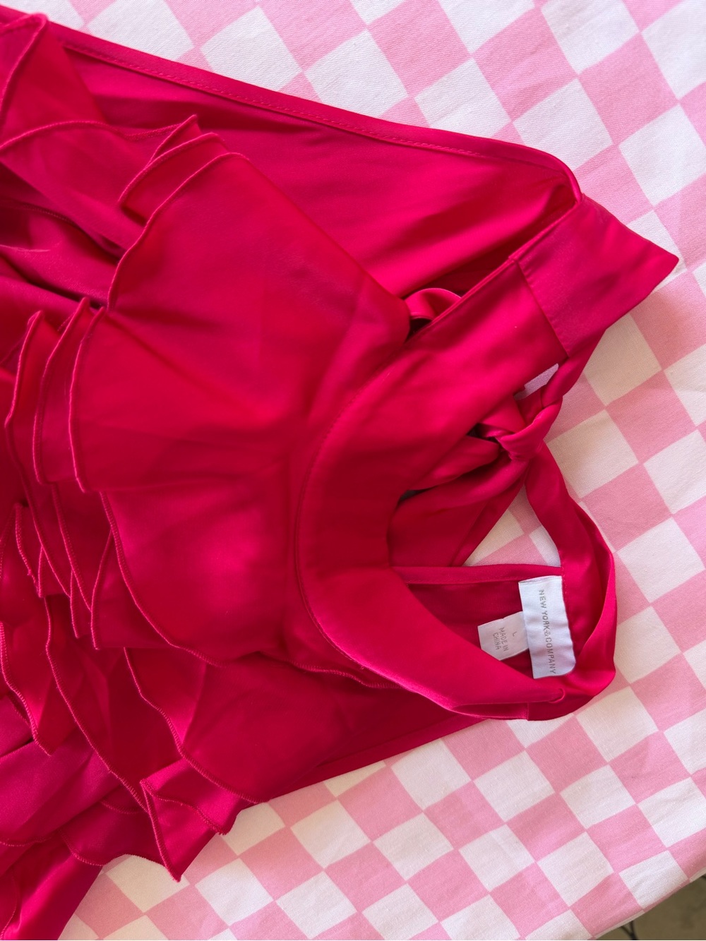 New York & Company Magenta Ruffle Front Halter Blouse sz L - Picture 9 of 10